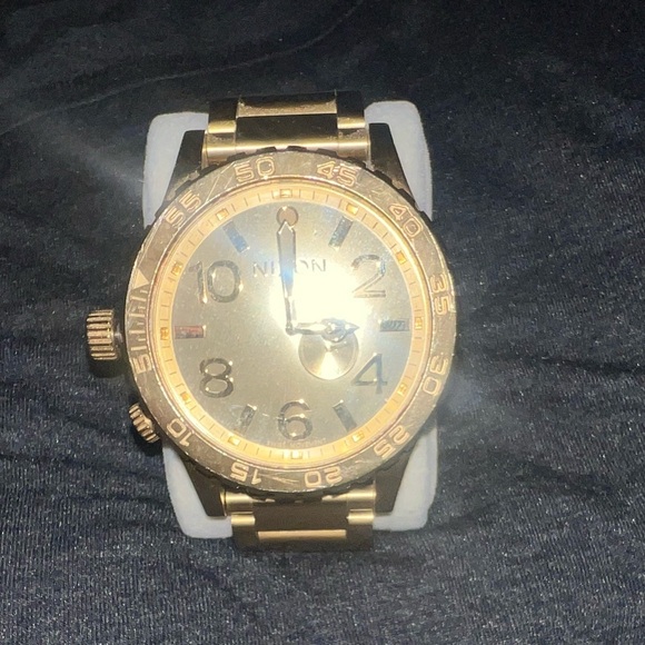 Nixon Gold 51-30 Watch! - Picture 3 of 6